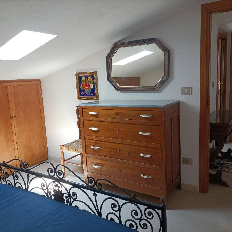 Giolitti Apartment Alghero Bagian luar foto